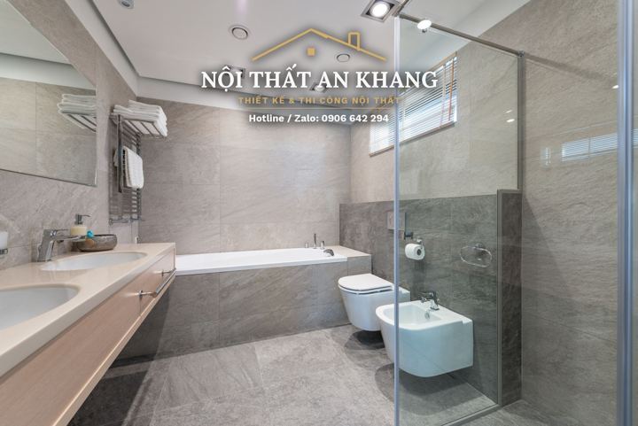 Phòng tắm căn hộ cao cấp bồn đứng – góc 2